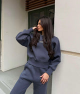 Set umplut pentru femei cu croi Relaxed Fit / Grafit Întunecat