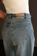 Jeans INFLUENȚAȚI