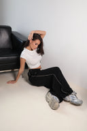 Pantaloni jogger Karma / Negru Jet