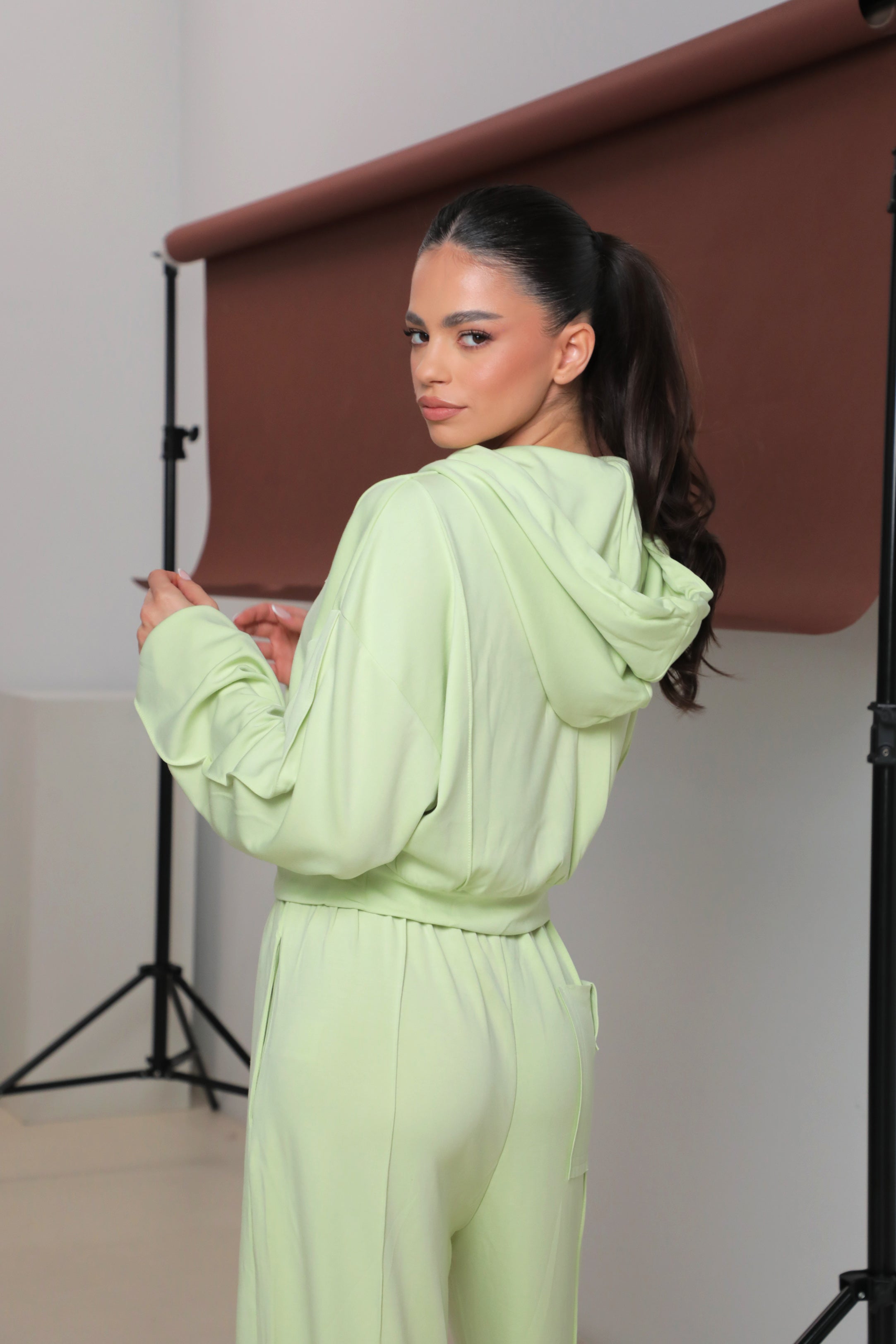 Set Chakra / Lime Cream