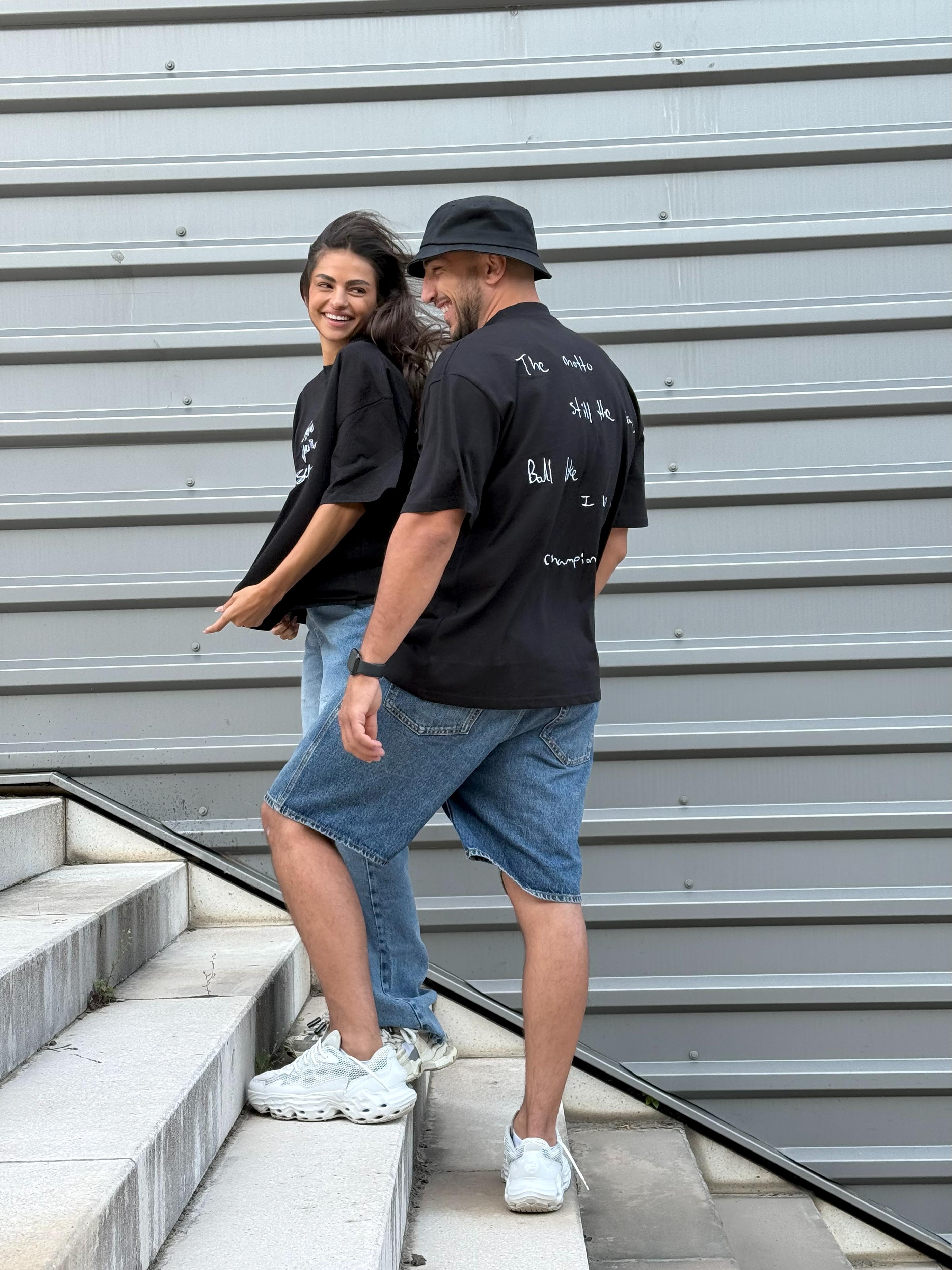 Tricou Niciodată Regulat / Negru Total