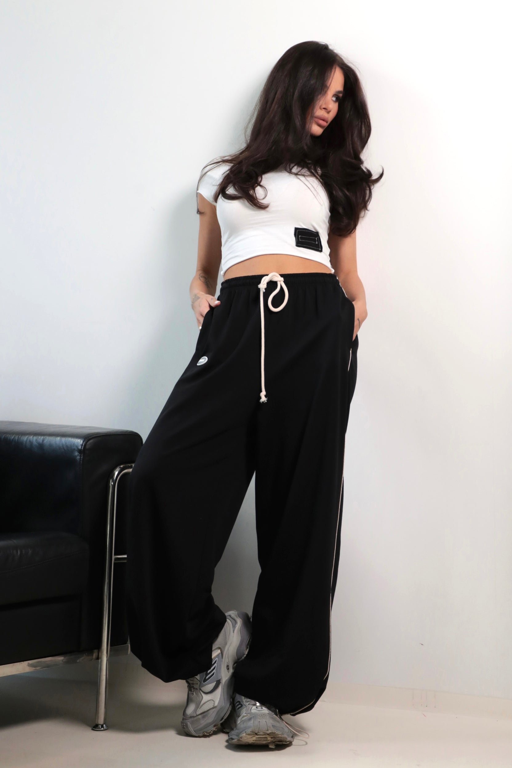 KARMA crop top / Negru Jet