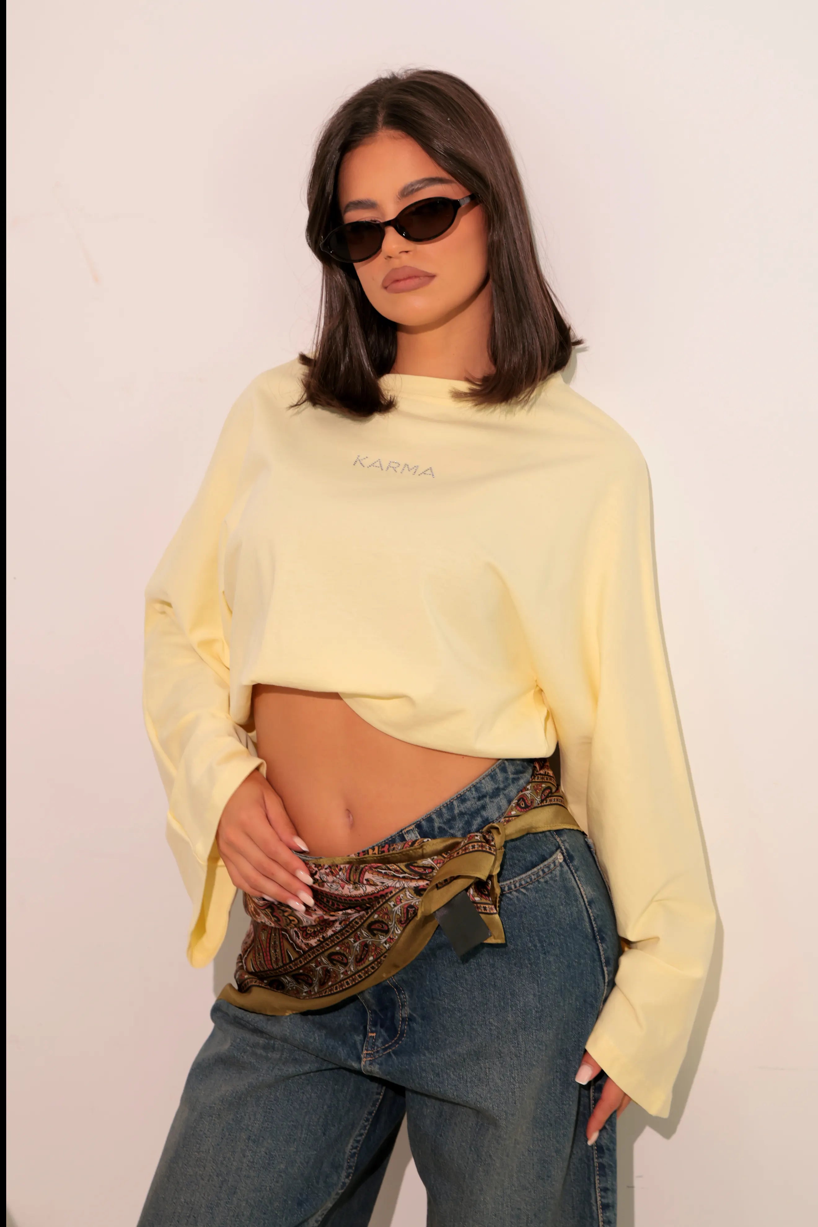 Bluza Keep me close / Butter
