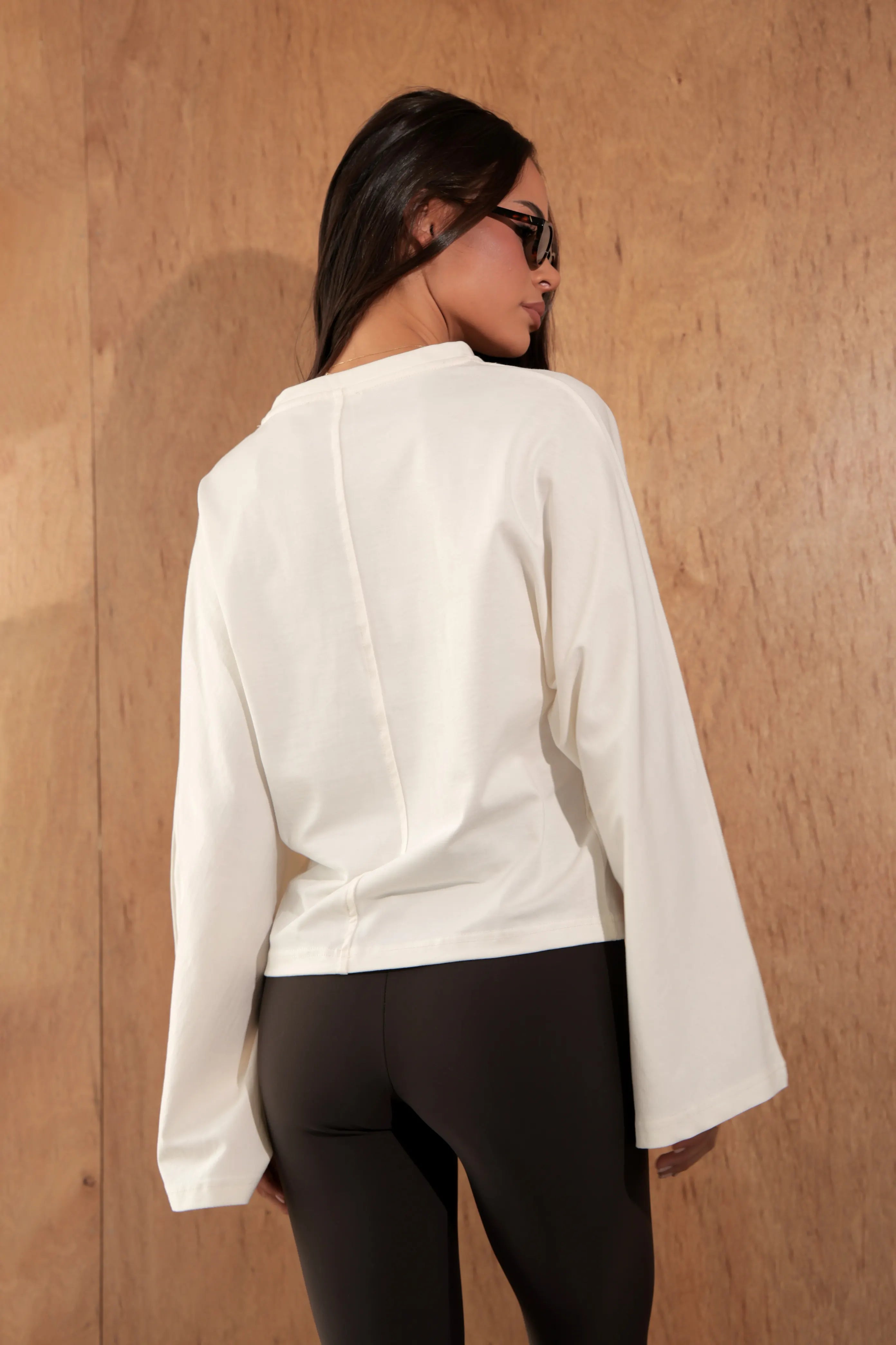Bluza Keep me close / White