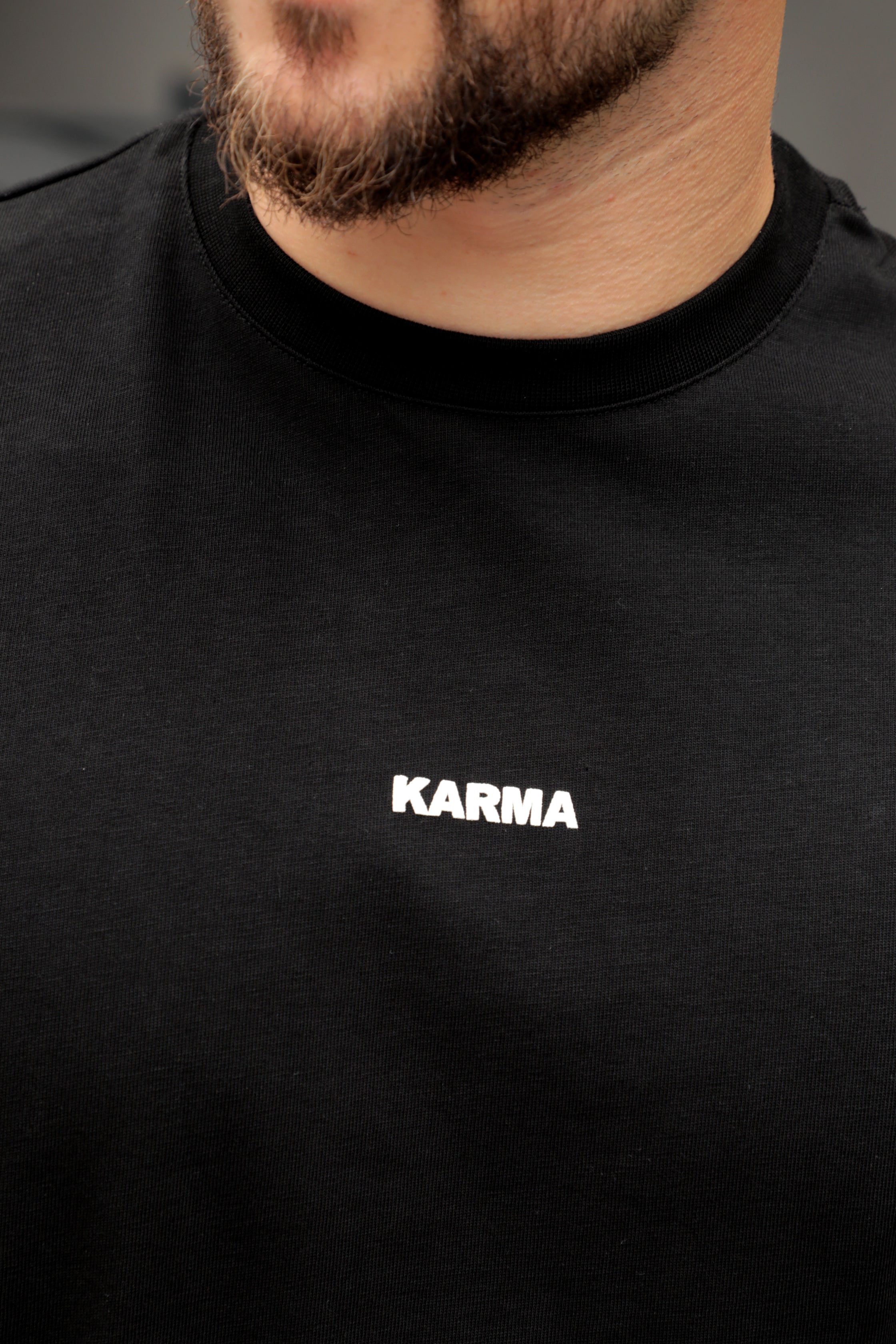 T-shirt Etern / Negru