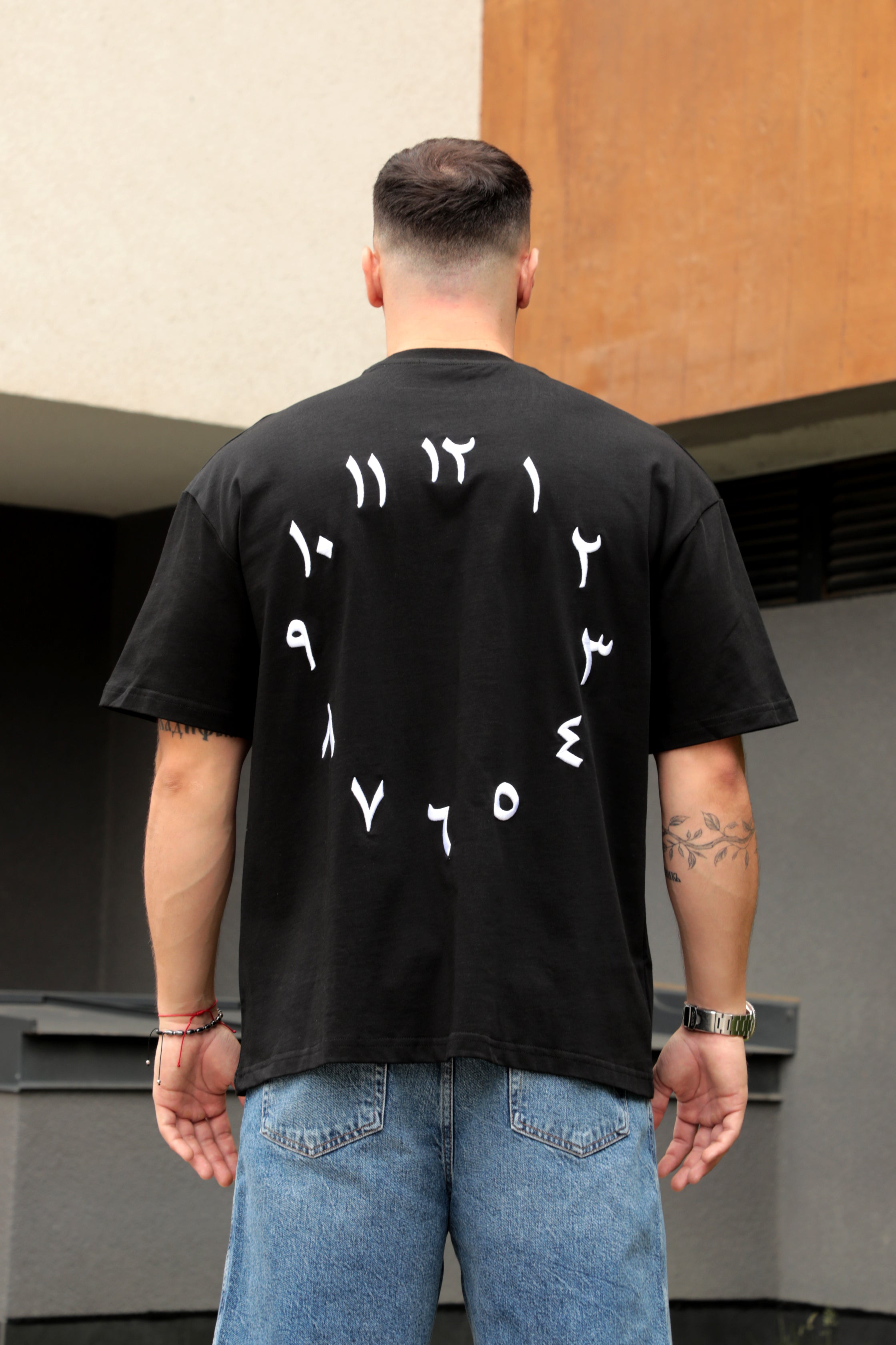 T-shirt Etern/ Negru