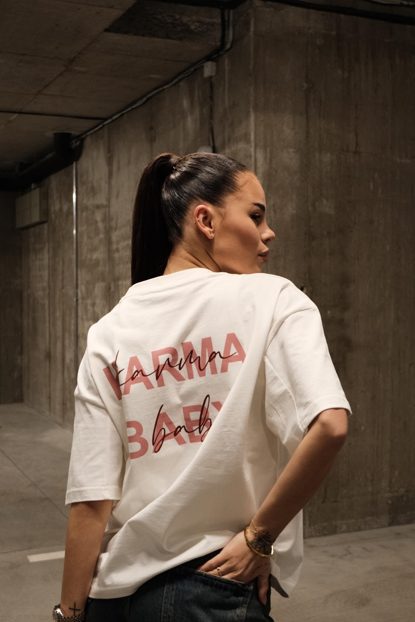 Tricou KARMA BABY / Alb fără timp